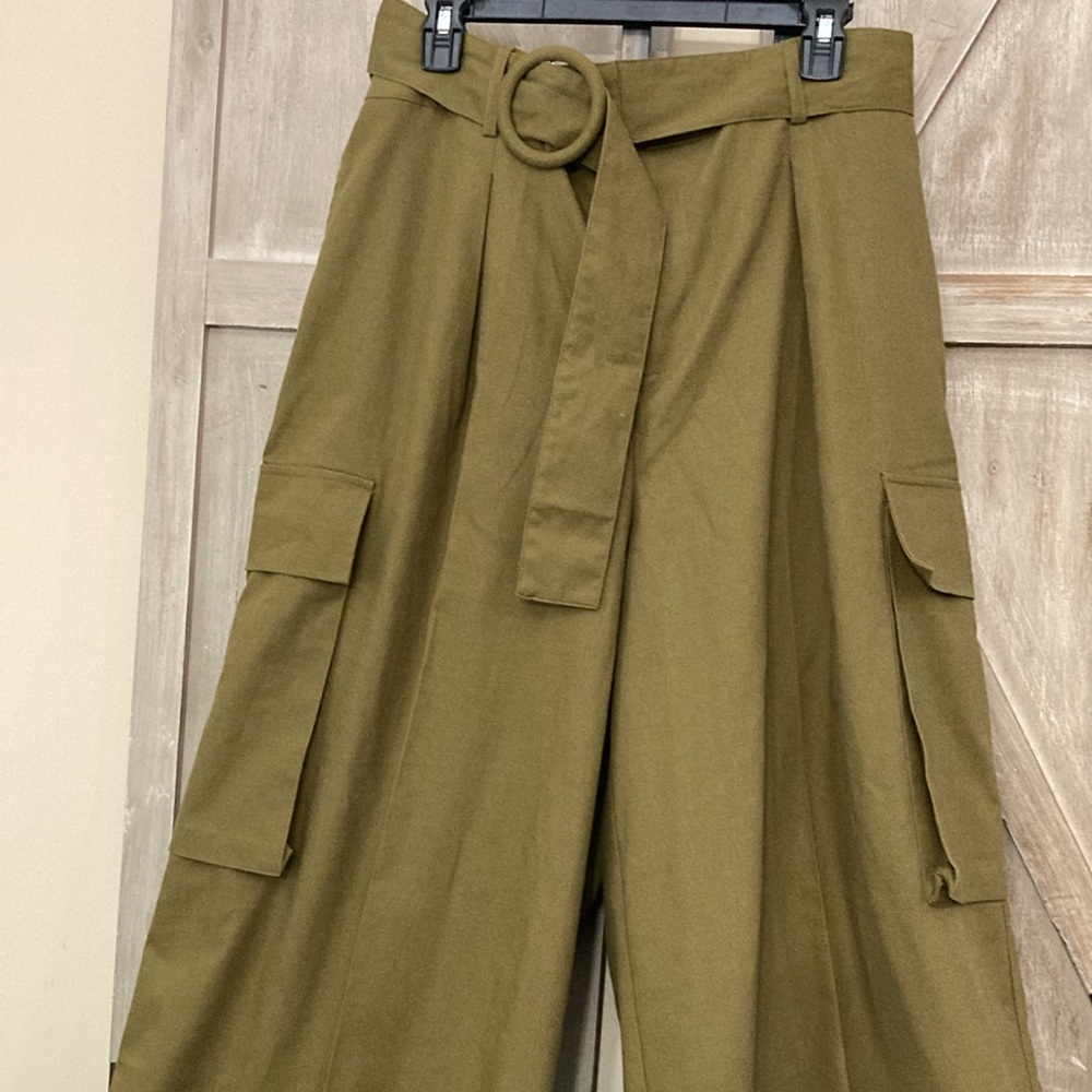 ELOQUII  DESIGNS LADIES PANTS with a BELT. Made in CHINA RN:142711    Po:34830 - Picture 2 of 15